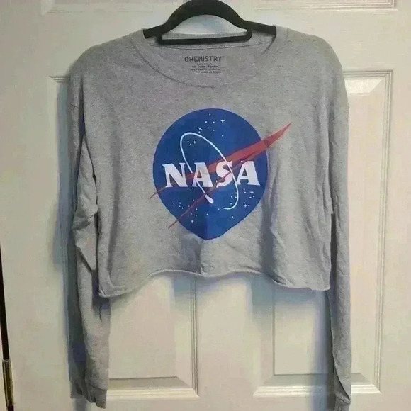 Chemistry Tops - Cropped NASA LS Tee Size Large